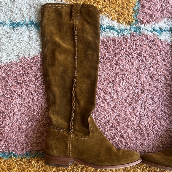 FRYE Cara Tall Boot Wheat Size 7 - Picture 7 of 15